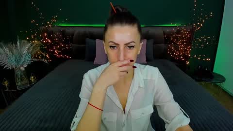 rebecca_diamonds online show from 02/13/25, 06:52