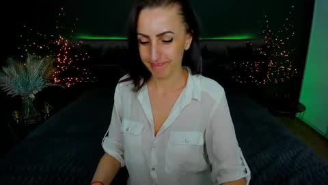 rebecca_diamonds online show from 02/24/25, 02:04