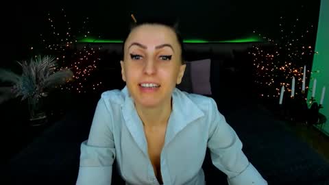 rebecca_diamonds online show from 02/02/26, 06:45