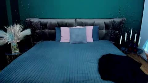 rebecca_diamonds online show from 02/05/26, 07:35