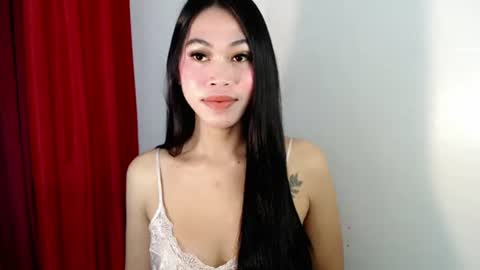 Snapshot of rebecca_slutt chatting on 06/20/26, 01:25 its me asian rebecca online show from 06/20/26, 01:25