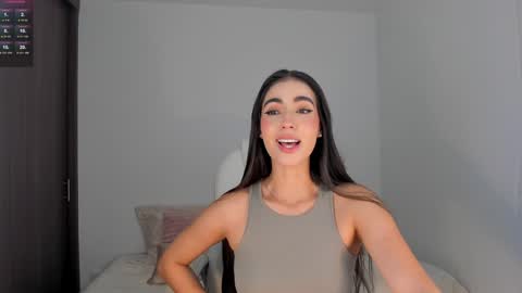 Rebecca online show from 02/08/25, 03:30