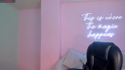 Rebe online show from 09/21/25, 11:23