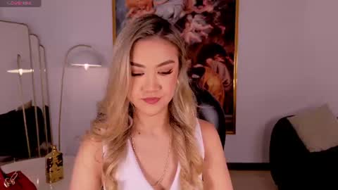 Snapshot of rebeccahudson_ chatting on 06/11/26, 07:34 Rebe online show from 06/11/26, 07:34