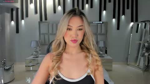 Snapshot of rebeccahudson_ chatting on 07/06/26, 07:38 Rebe online show from 07/06/26, 07:38