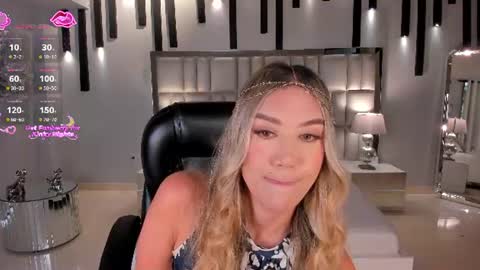 Snapshot of rebeccahudson_ chatting on 07/12/26, 05:48 Rebe online show from 07/12/26, 05:48