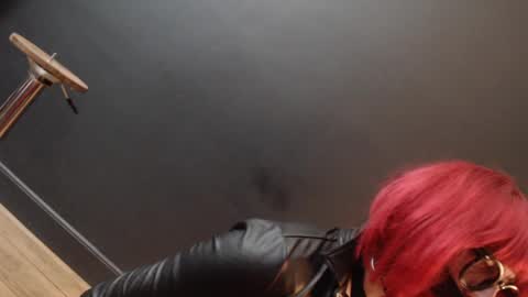 Rebeccalachaude online show from 10/27/25, 06:01