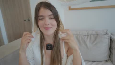 Snapshot of rebeccastonee chatting on 04/04/26, 06:16 - Maria - Of rebeccastonec - telegram online show from 04/04/26, 06:16