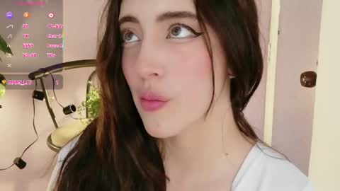 Snapshot of rebeccawhite_meow chatting on 04/28/26, 06:46 rebeccawhite_meow online show from 04/28/26, 06:46