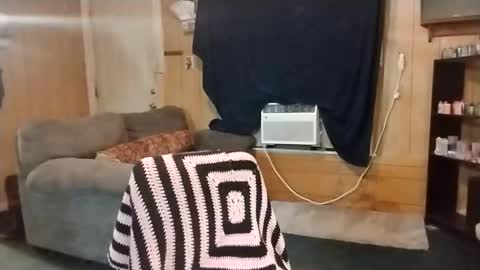 Snapshot of rebeckaloves chatting on 10/04/25, 09:29 rebeckaloves online show from 10/04/25, 09:29