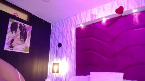 Snapshot of rebeka_baker chatting on 03/11/25, 12:11 REBEKA online show from 03/11/25, 12:11