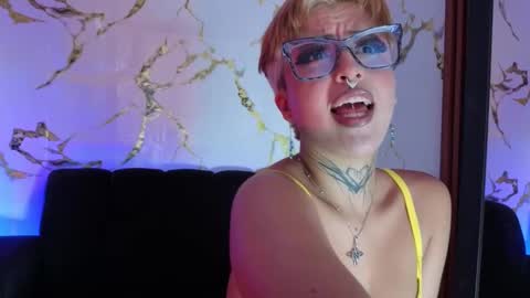 Snapshot of rebeka_baker chatting on 02/03/26, 02:44 REBEKA online show from 02/03/26, 02:44