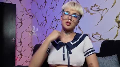 Snapshot of rebeka_baker chatting on 03/29/26, 02:33 REBEKA online show from 03/29/26, 02:33