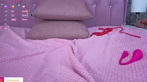 Snapshot of rebekah_mercer chatting on 03/21/26, 08:30 Rebekah online show from 03/21/26, 08:30