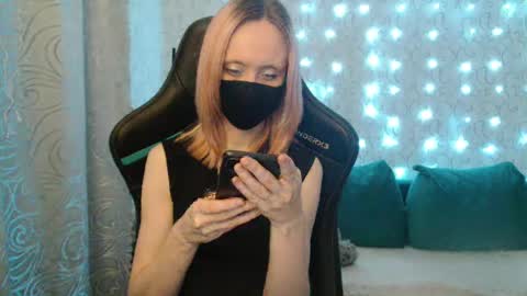 RebesaOlset online show from 12/15/24, 04:59