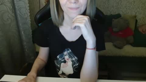 RebesaOlset online show from 09/29/25, 04:23