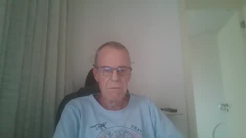 Snapshot of recasc chatting on 05/03/26, 06:47 Rene online show from 05/03/26, 06:47