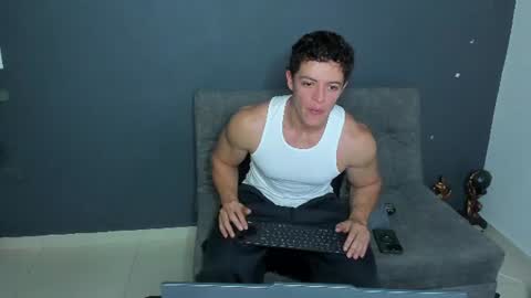 Snapshot of recce_taylor4 chatting on 07/06/26, 03:47 twitter REECET26 instagram RECCETAYLOR online show from 07/06/26, 03:47