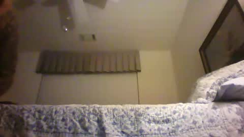 Snapshot of recka810 chatting on 03/06/26, 01:35 recka810 online show from 03/06/26, 01:35