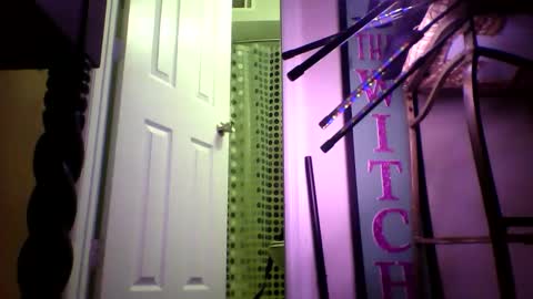 Snapshot of recka810 chatting on 04/03/26, 03:59 recka810 online show from 04/03/26, 03:59