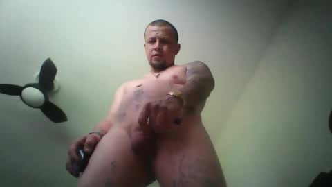 Snapshot of recka810 chatting on 04/04/26, 06:38 recka810 online show from 04/04/26, 06:38