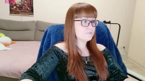 Lisa online show from 04/18/26, 07:07