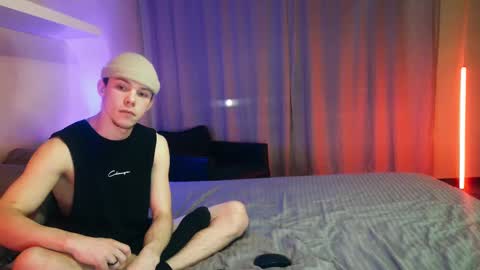 Snapshot of red_guy1 chatting on 02/16/25, 03:38 Sean Fire online show from 02/16/25, 03:38