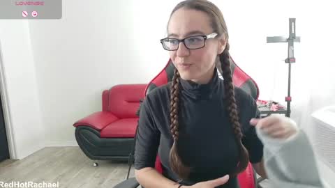 Snapshot of red_hot_rachael chatting on 04/20/26, 03:37 Red Hot Rachael online show from 04/20/26, 03:37