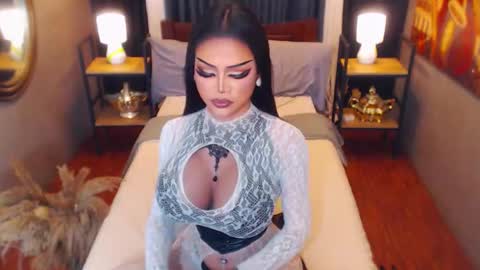 Snapshot of red_ivyy chatting on 12/18/25, 08:48 AsianRedivy online show from 12/18/25, 08:48