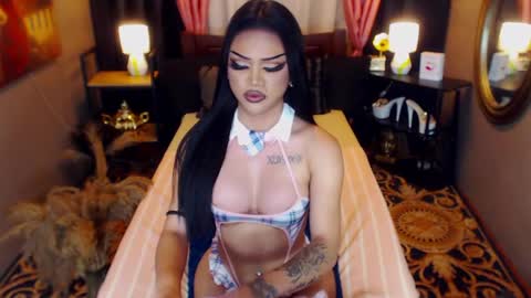 Snapshot of red_ivyy chatting on 05/24/26, 03:33 AsianRedivy online show from 05/24/26, 03:33