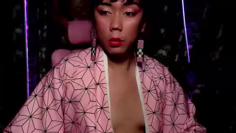 Snapshot of red_kitsune69 chatting on 10/06/25, 08:06 red_kitsune69 online show from 10/06/25, 08:06