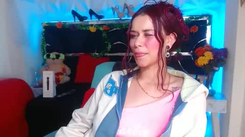 Snapshot of red_moon_1 chatting on 01/17/25, 01:25 Luna online show from 01/17/25, 01:25