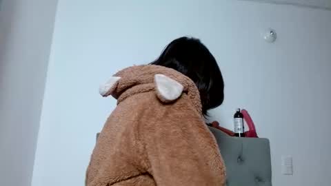 IG   OF red moonn online show from 02/09/25, 11:04