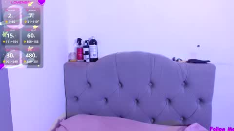 IG   OF red moonn online show from 02/27/25, 05:15