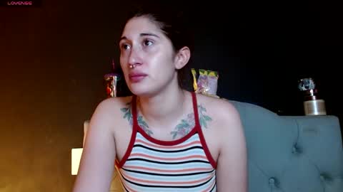 Snapshot of red_moonn chatting on 04/16/26, 04:02 IG OF red moonn online show from 04/16/26, 04:02