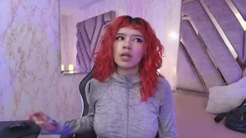 red_pandaa online show from 11/12/25, 03:18