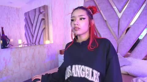 red_pandaa online show from 11/16/25, 03:23