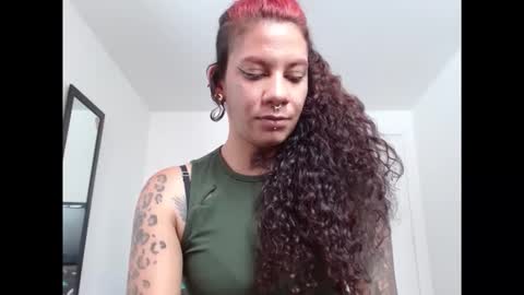 Snapshot of red_savage_ chatting on 03/24/26, 05:18 Instagram Valerie yourdream online show from 03/24/26, 05:18