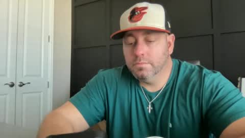 Snapshot of redbull1414 chatting on 11/15/25, 05:31 RedBull online show from 11/15/25, 05:31