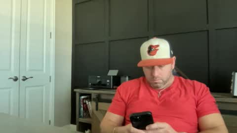 Snapshot of redbull1414 chatting on 11/21/25, 05:11 RedBull online show from 11/21/25, 05:11