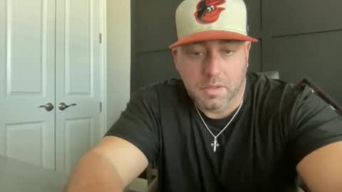 Snapshot of redbull1414 chatting on 12/18/25, 07:09 RedBull online show from 12/18/25, 07:09