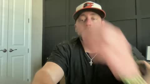 Snapshot of redbull1414 chatting on 03/25/26, 05:52 RedBull online show from 03/25/26, 05:52