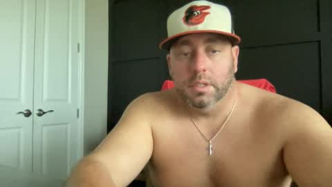 Snapshot of redbull1414 chatting on 04/15/26, 01:07 RedBull online show from 04/15/26, 01:07