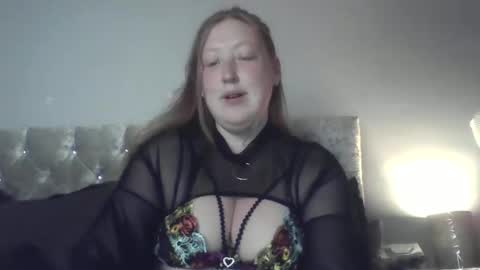 Snapshot of redcannon69 chatting on 10/09/25, 08:29 RedCannon69 online show from 10/09/25, 08:29