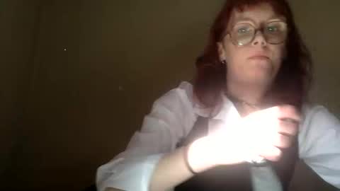 Snapshot of redcassie666 chatting on 03/29/26, 01:11 redcassie666 online show from 03/29/26, 01:11