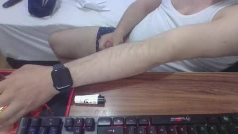 Snapshot of reddeck chatting on 09/24/25, 07:06 Old but gold online show from 09/24/25, 07:06