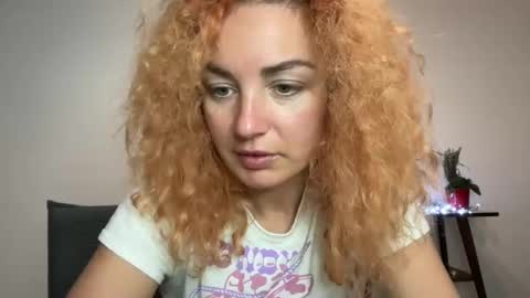 reddgirll online show from 02/20/25, 06:35