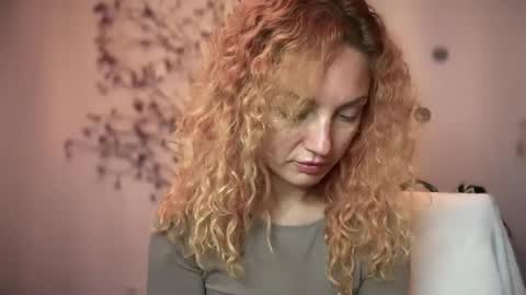 reddgirll online show from 09/09/25, 07:46