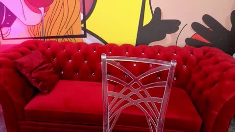 Lily online show from 12/01/25, 05:56