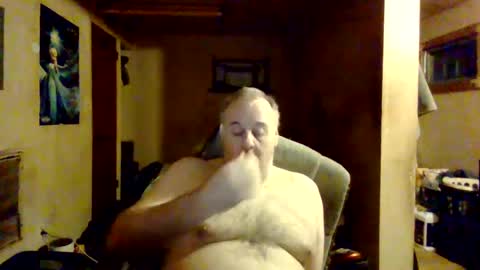 reddragon1195 online show from 12/02/24, 03:04